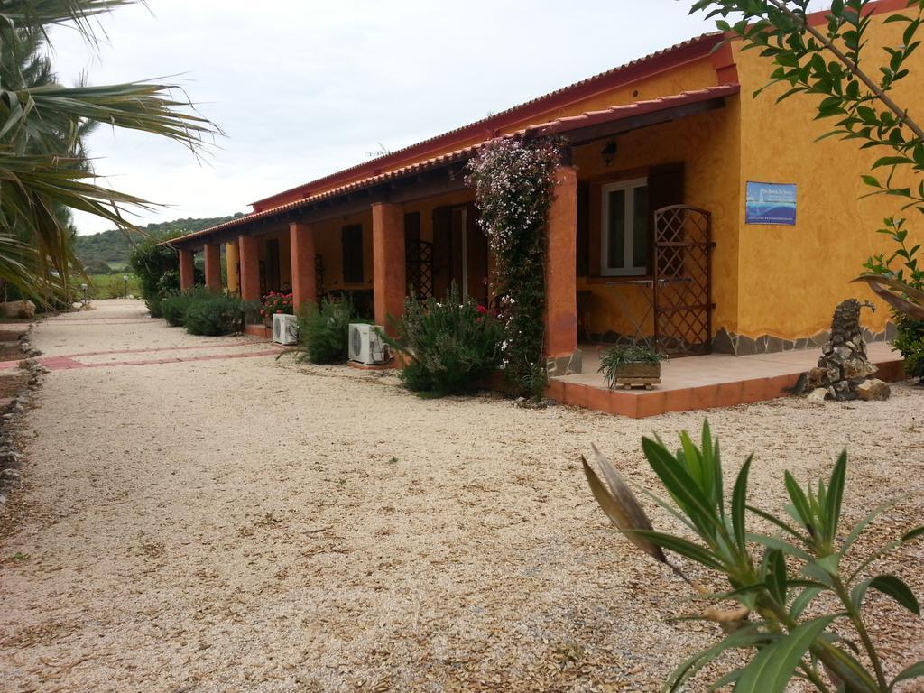 Agriturismo La Barca In Secca Olmedo Luaran gambar