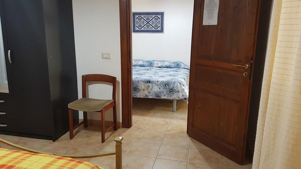 Agriturismo La Barca In Secca Olmedo Luaran gambar